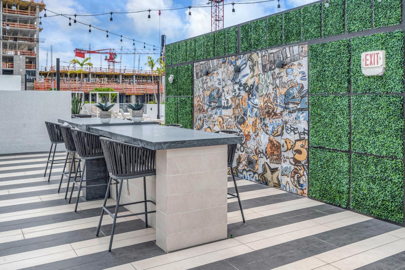 Charming Apt In The Heart Of Downtown With Free Parking Miami Extérieur photo